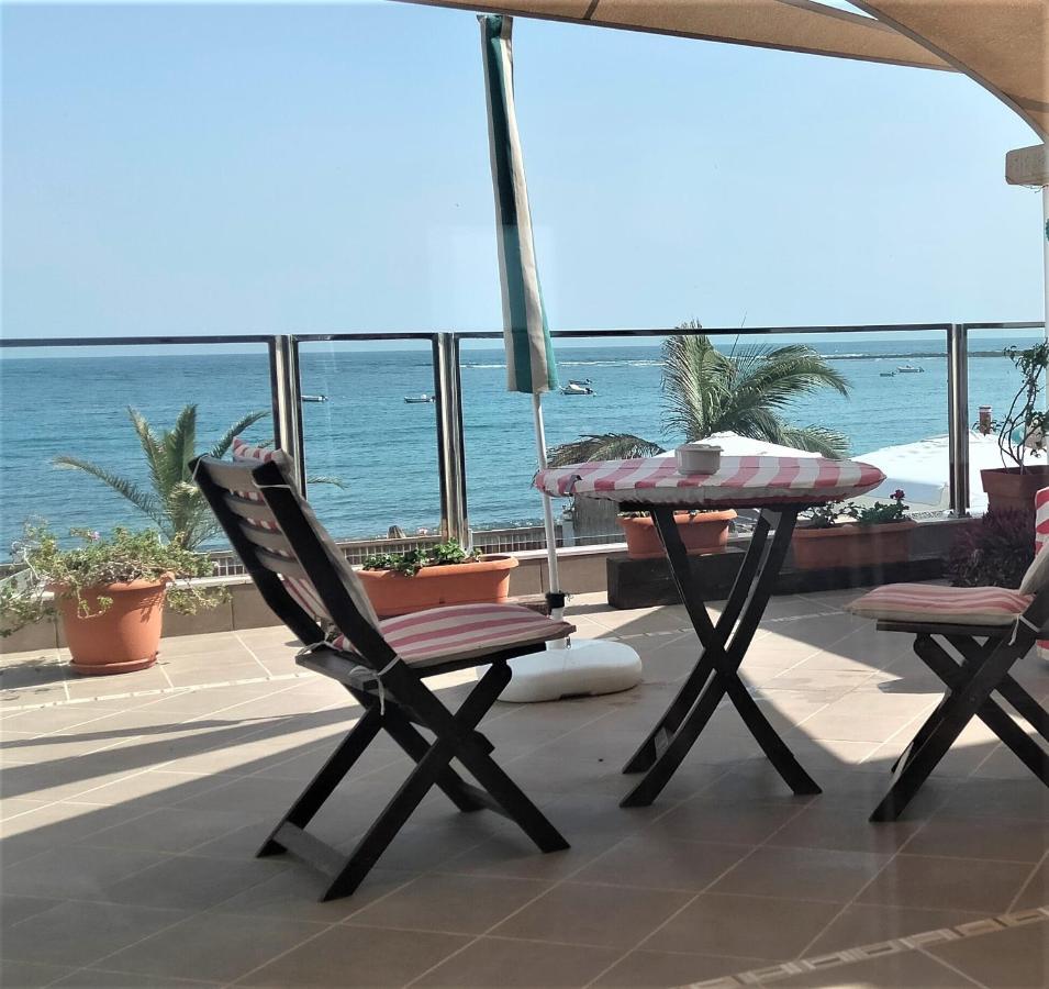 Apartamento Con Encanto En La Playa Frente Al Mar "Posada Rent House" Puerto del Rosario  Exterior photo